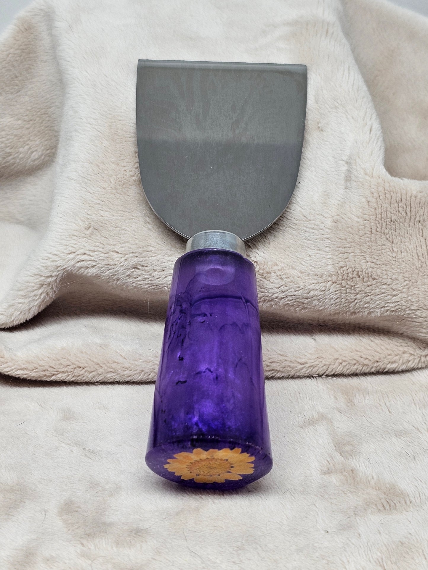 Cheese Knife - Shimmer Purple/Yellow Flower