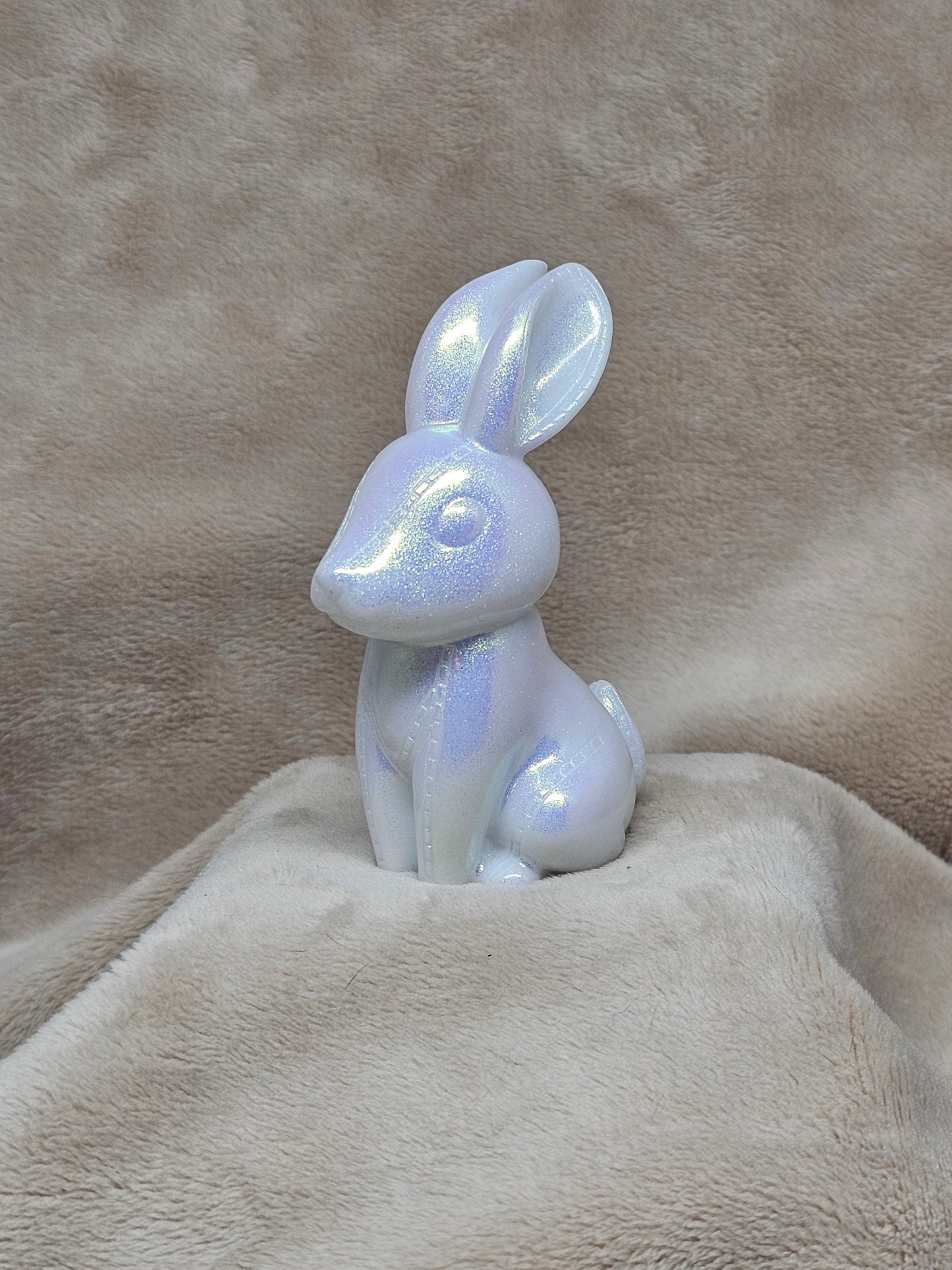 Figurine-White Sparkle Rabbit