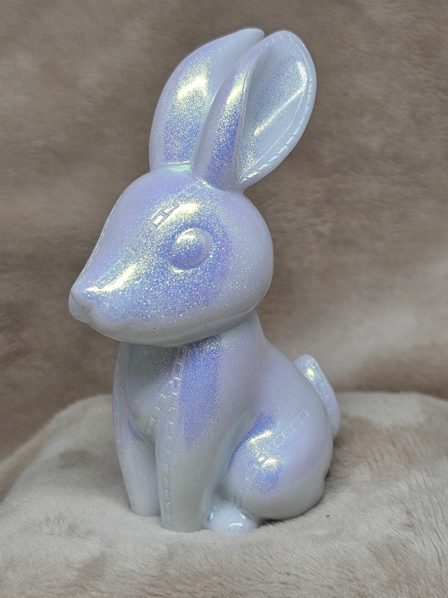 Figurine-White Sparkle Rabbit